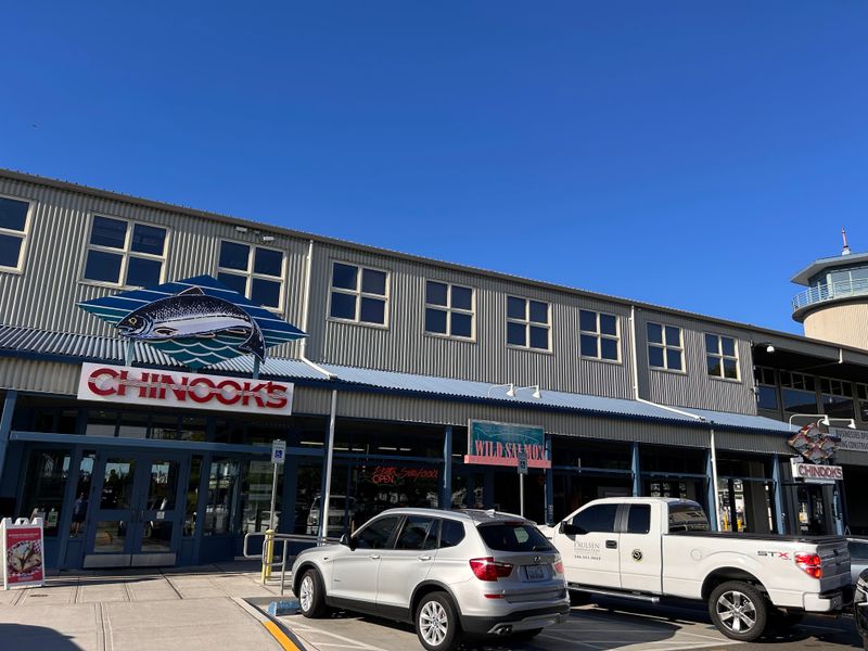 13 Washington Breakfast Spots Where Dungeness Crab Is The Morning Star 9 Little Chinook's – Seattle, WA