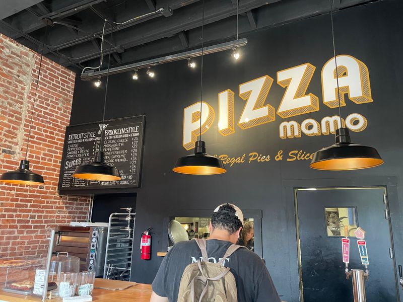 Pizza Mamo – Honolulu, Hawaii