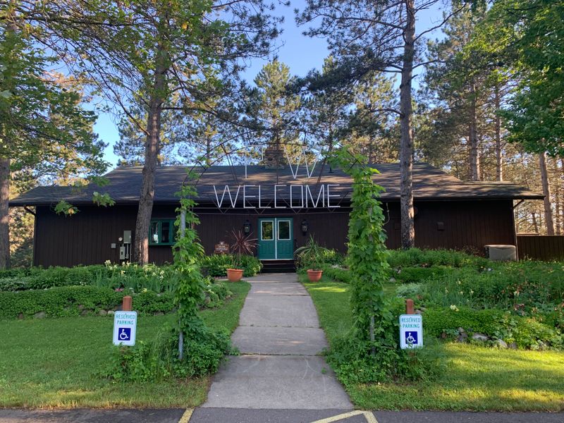 Pinewood Golf Club - Harshaw, Wisconsin