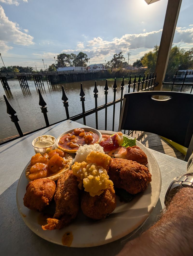 Crab Cakes With Serious Texture