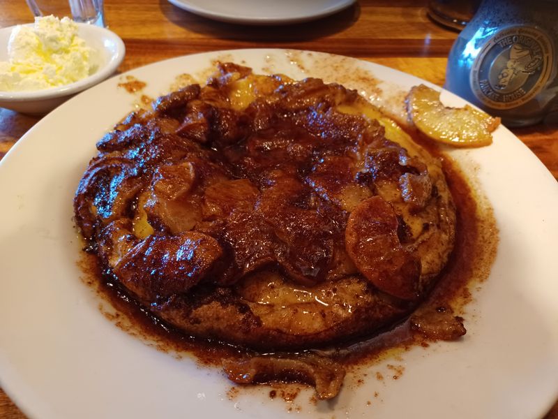 This Minnesota Pancake House Flips Cakes Bigger Than The Plate 17 Pricing Sweet Spot