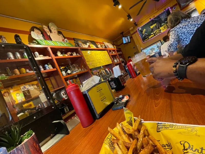 This Ohio Mac & Cheese Café Is So Popular They Close When They Run Out 18 Vibe And Decor Details