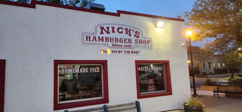 This South Dakota Burger Counter Serves Flat-Top Burgers Locals Say Still Draw Crowds 19 A Building With Stories