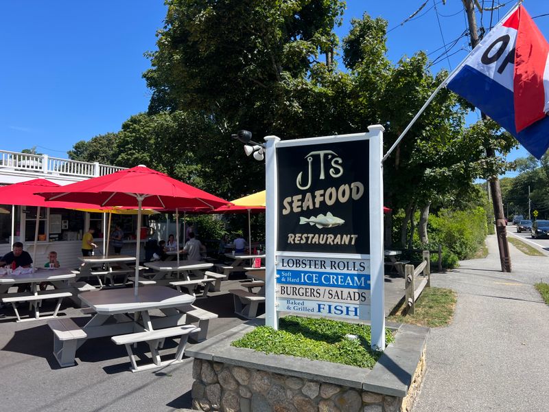 JT's Seafood Restaurant - Brewster, Massachusetts