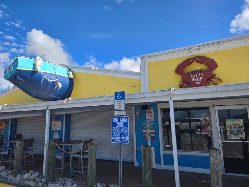 13 Florida Mom-and-Pop Spots Serving Seafood Baskets That Feel Like Summer All Year 6 The Original Crabby Bill's - Indian Rocks Beach, Florida