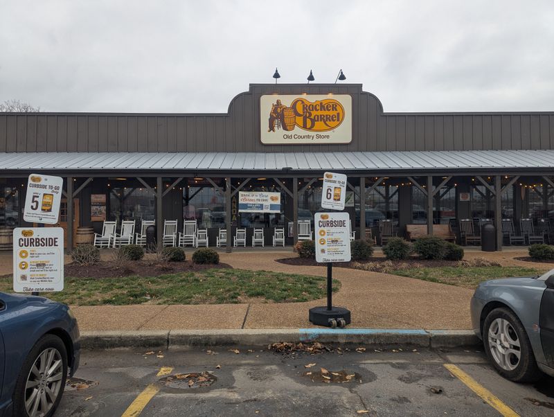 Food Pros Say These 19 Restaurant Chains Keep Quality Surprisingly Consistent 12 Cracker Barrel Old Country Store - Lebanon, Tennessee