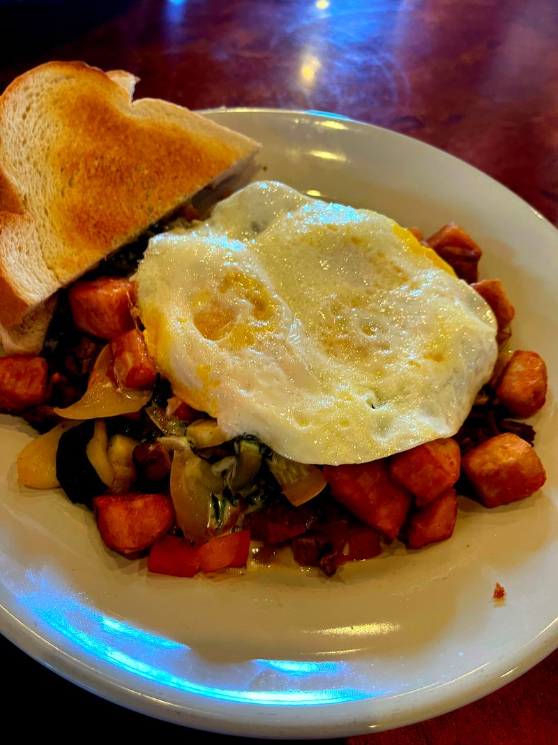 This Arizona Café Serves Breakfast Tamales Locals Wait All Week For 7 Huevos Rancheros That Hit Right