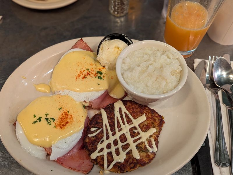 Goldy’s Hollandaise Magic
