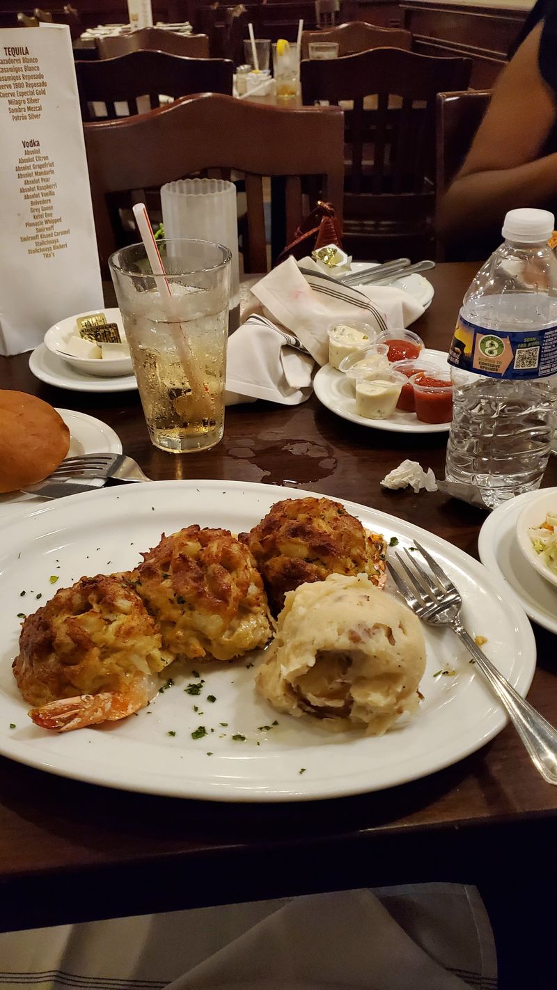 This Maryland Crab Cake Counter Has Locals Timing Their Visits Like A Ritual 7 Dine In, Takeout, Or Ship It
