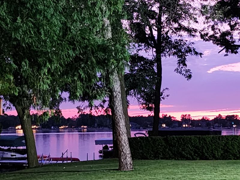 Airport Shuttle and Easy Access