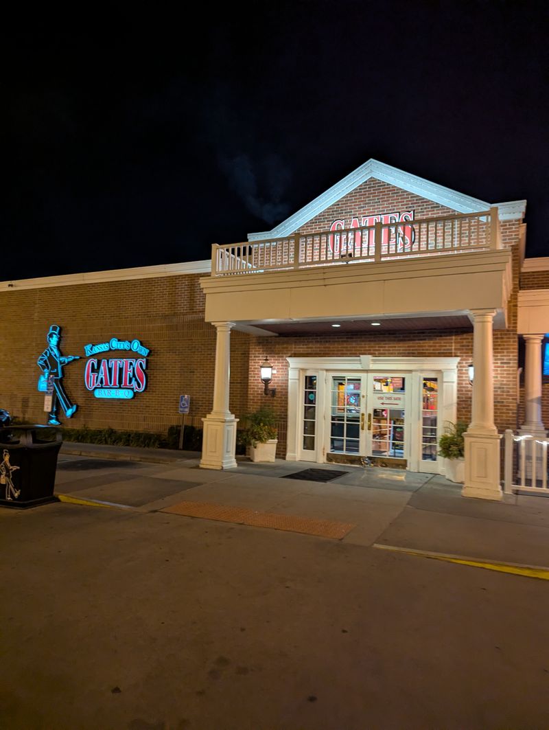 18 Old-School BBQ Cabins Across America Still Smoking Ribs the Right Way 19 Gates Bar-B-Q – Kansas City, MO