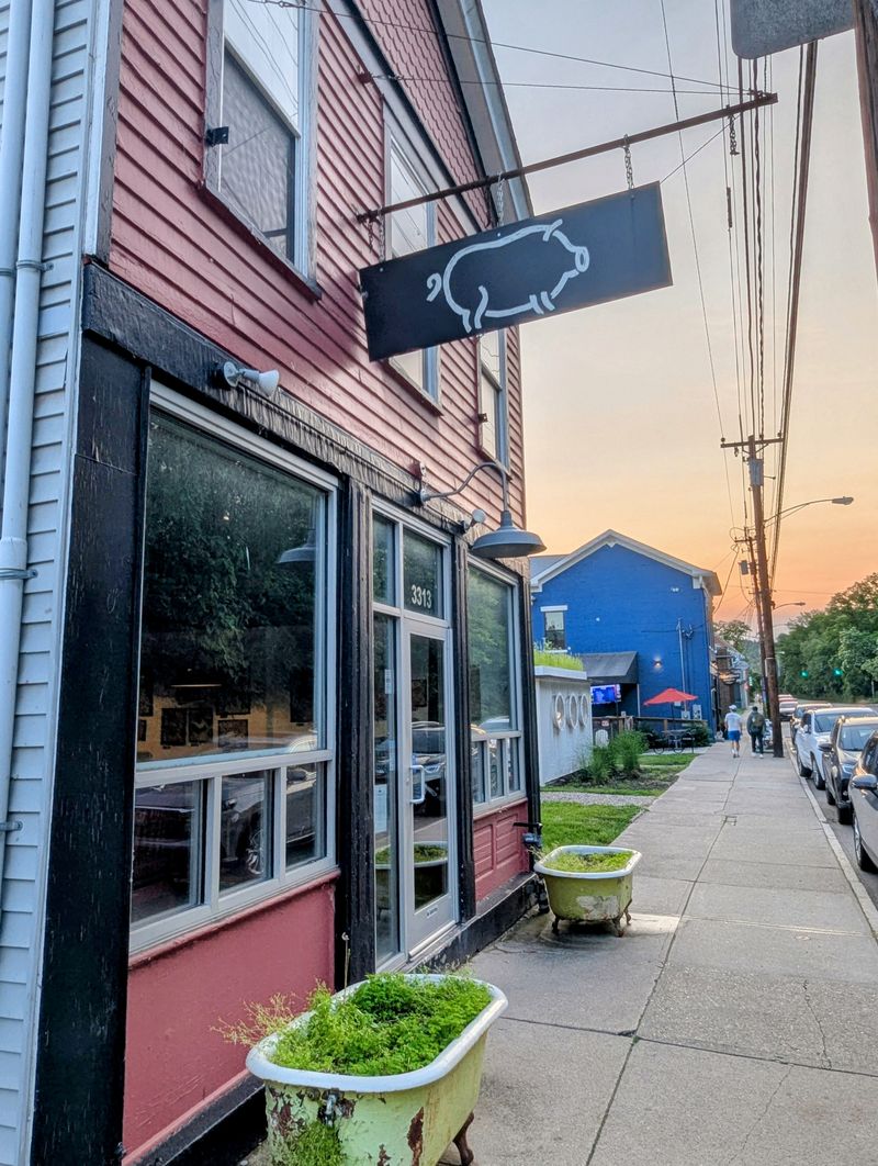 Eli's BBQ - Riverside - Cincinnati, Ohio