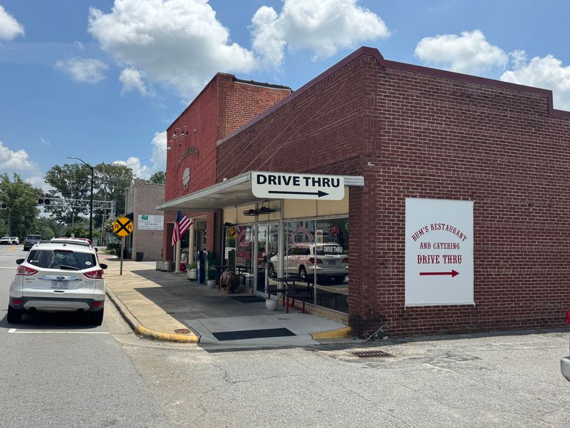Bum's Restaurant - Ayden, North Carolina