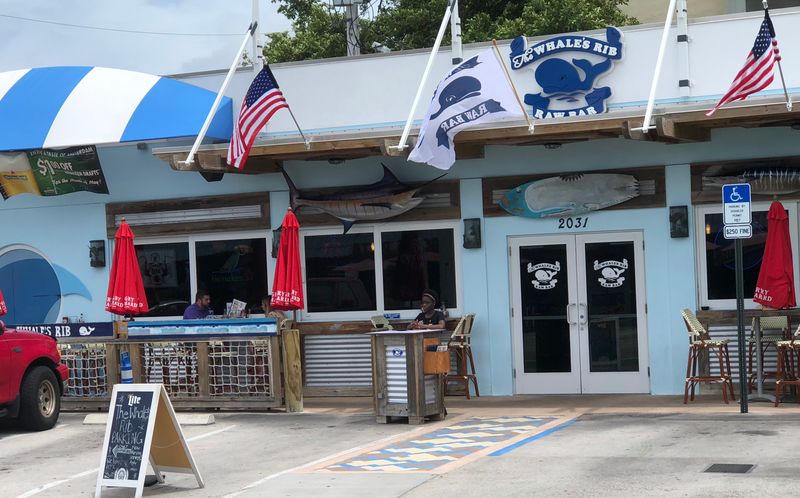 14 Florida Fish Fry Joints Where The Mahi Sandwich Disappears Fast At Lunch 9 The Whale's Rib - Deerfield Beach, Florida
