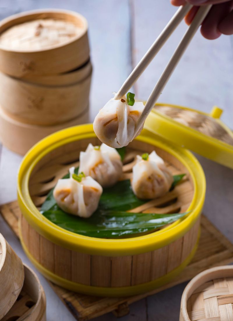 10 Chinese Restaurant Staples Nutritionists Secretly Approve Of 7 Steamed Dumplings