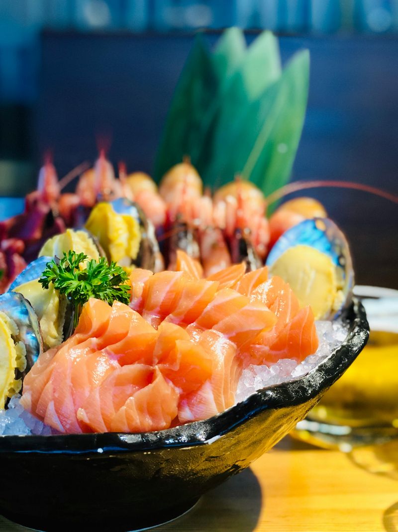 Luxury Sashimi & Seafood Bowl