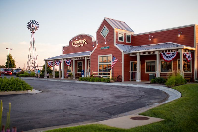 13 Homestyle Cafés Across America Where the Soup Pot and Biscuit Tray Never Really Empty 8 Corner Cafe - Liberty - Kansas City, Missouri