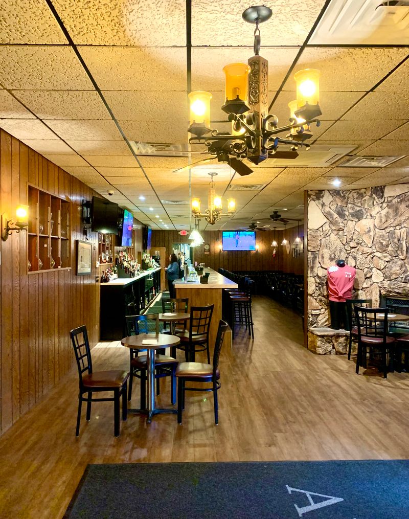 Cocktail Lounge Vibe