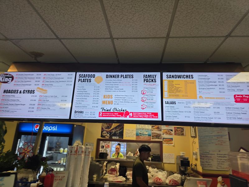 This North Carolina Fried Chicken Shack Serves Plates Locals Call “Sunday-Level Good” 17 Value Under 20 Dollars
