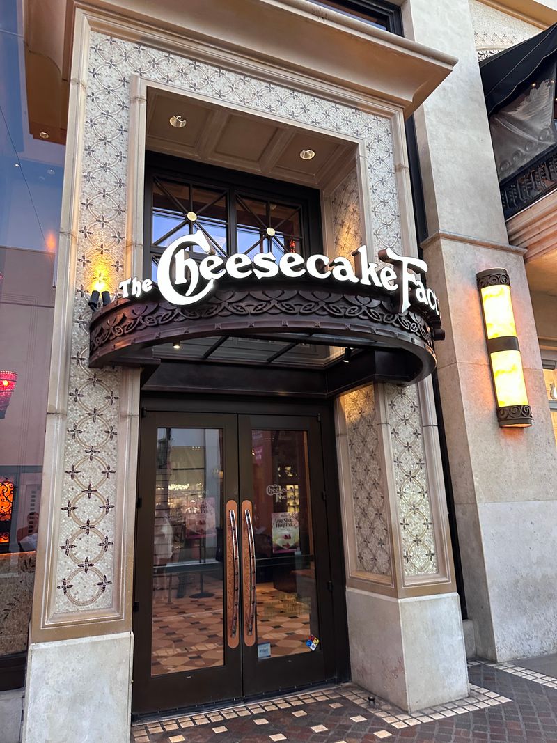 The Cheesecake Factory - Los Angeles, California