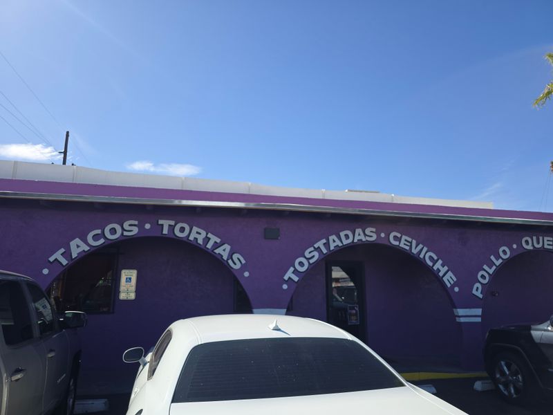 I Drove Across Arizona To Taste 14 Sonoran Hot Dogs And 5 Were Pure Magic 12 Taquería Juanitos - Tucson, Arizona