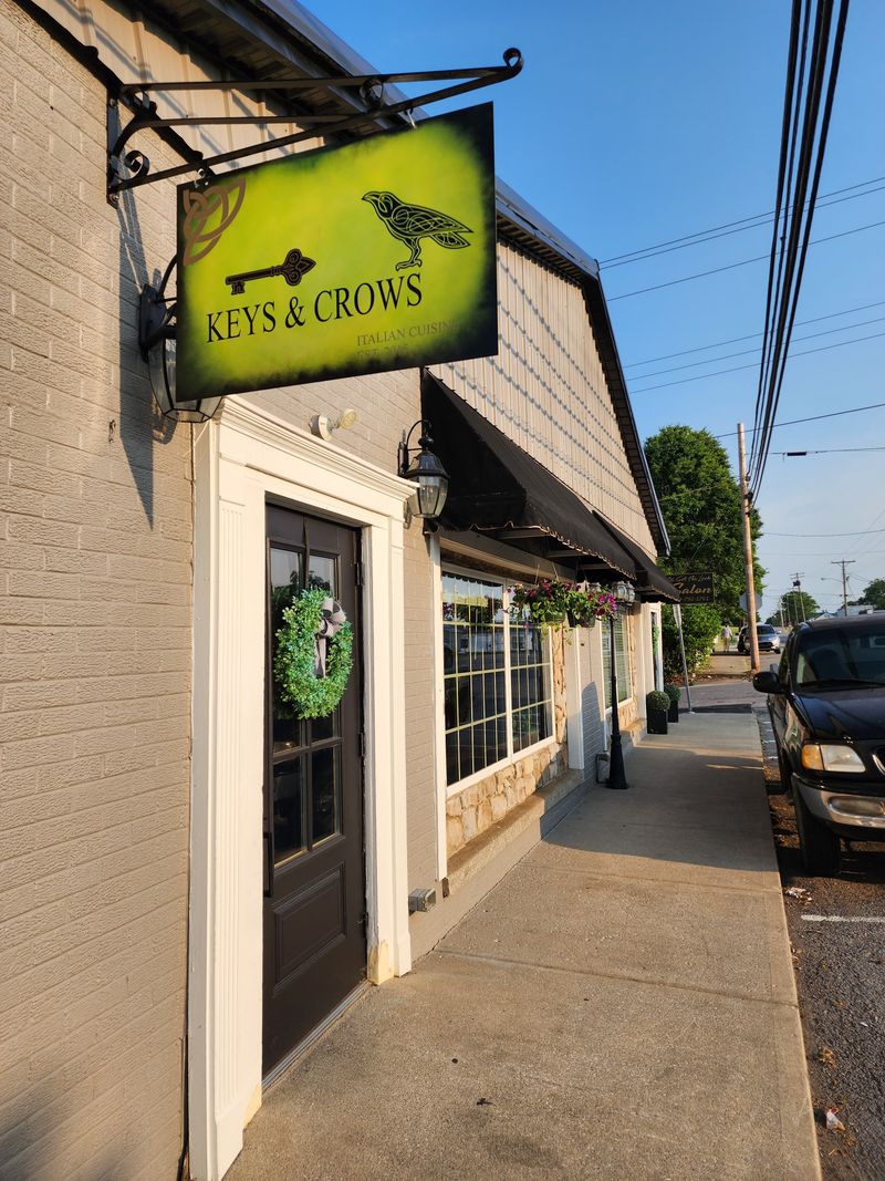 Keys and Crows Restaurant