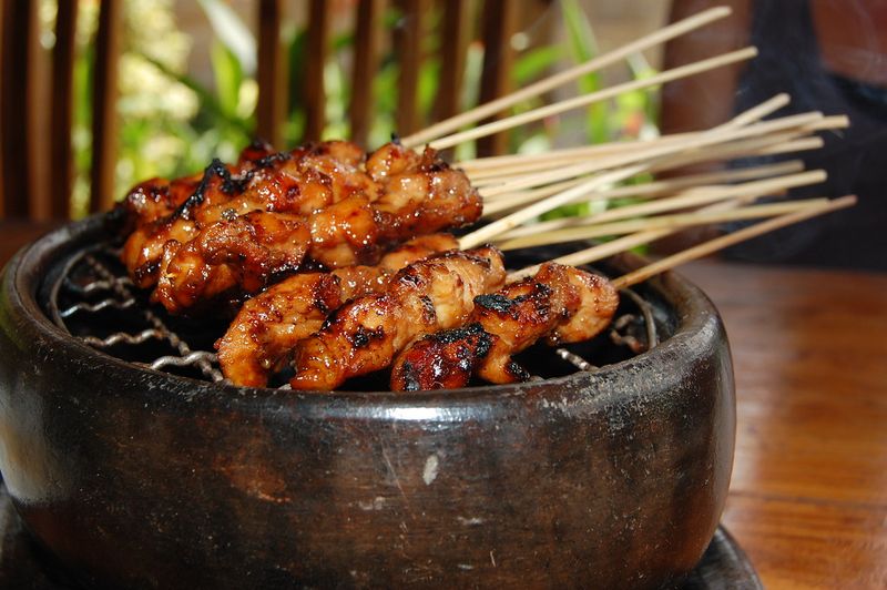 17 Thai Dishes That Prove This Might Be the Most Addictive Cuisine in the World 20 Chicken Satay