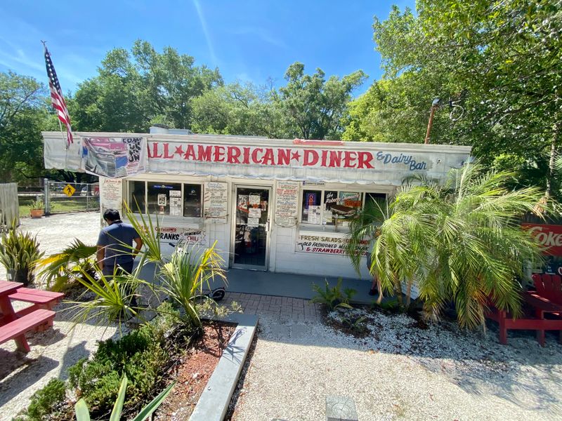 12 Hole-in-the-Wall Spots Travelers Swear Were the Best Meals of Their Road Trip 17 Danny’s All-American Diner — Tampa, Florida