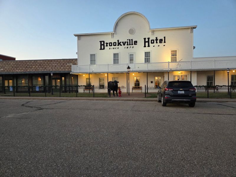 Brookville Restaurant and TapHouse Bar & Grill - Abilene, Kansas