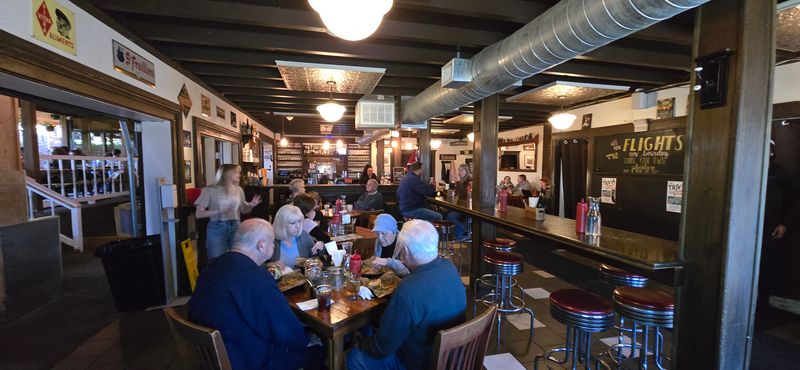 This Tennessee Griddle Spot Serves Smashburgers Locals Say Beat Any Chain 12 Fast, Friendly Service You Notice