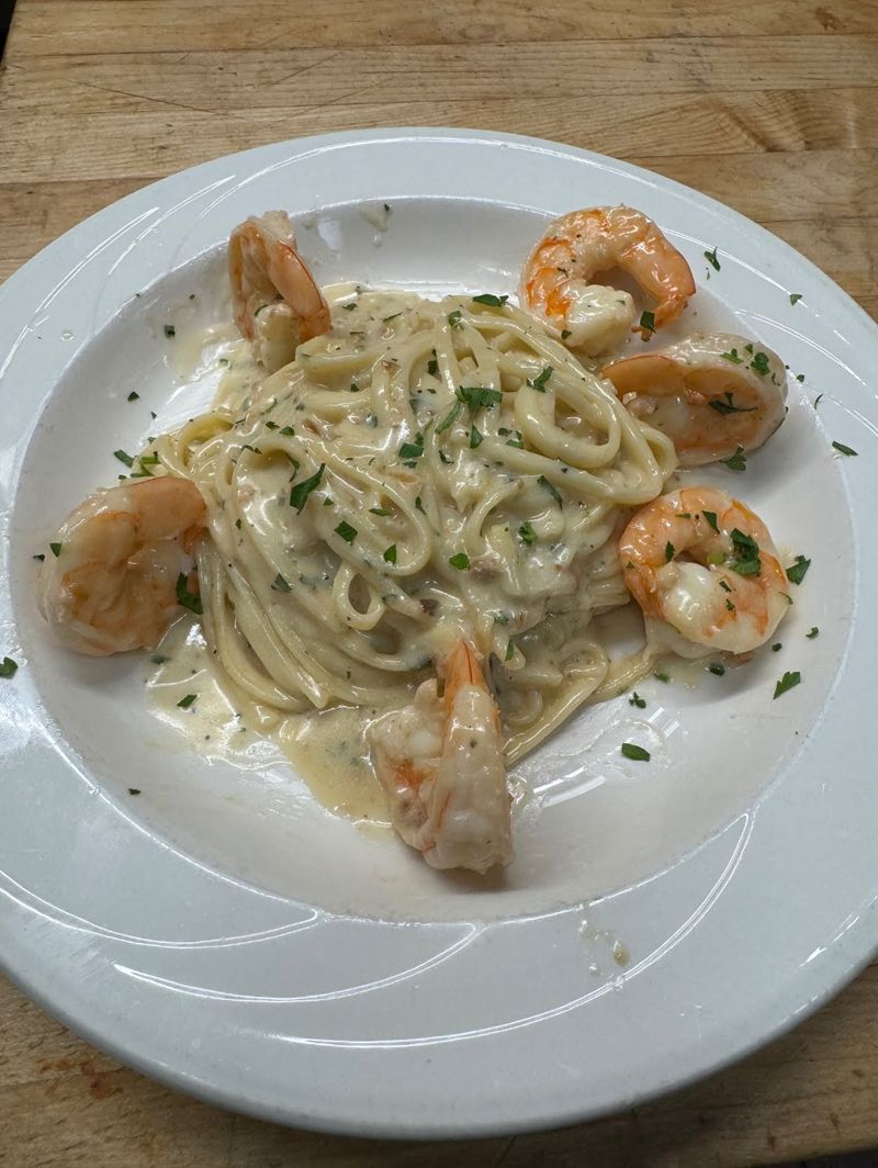 This Philadelphia Italian Restaurant Serves Red-Sauce Classics Locals Say Never Go Out Of Style 18 Salad Brightness Between Bites