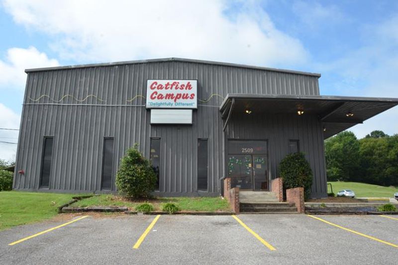 Catfish Campus Restaurant - Columbia, TN