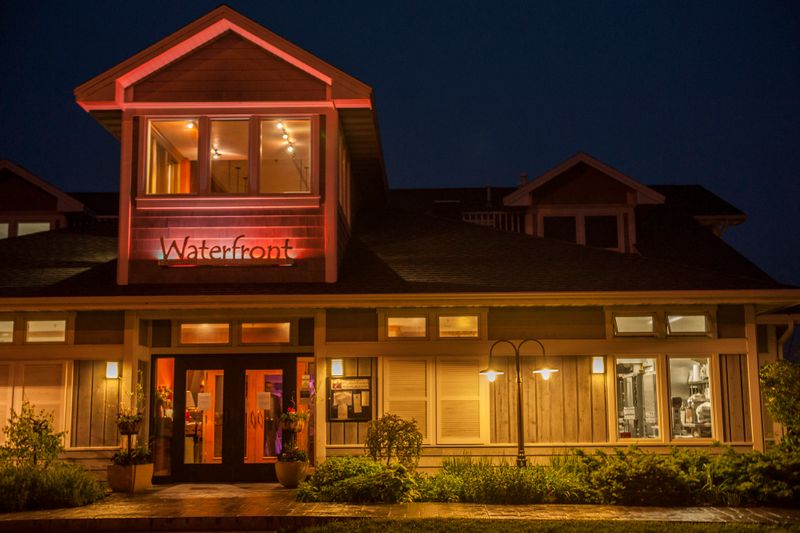 Waterfront Fish House – Watertown, WI