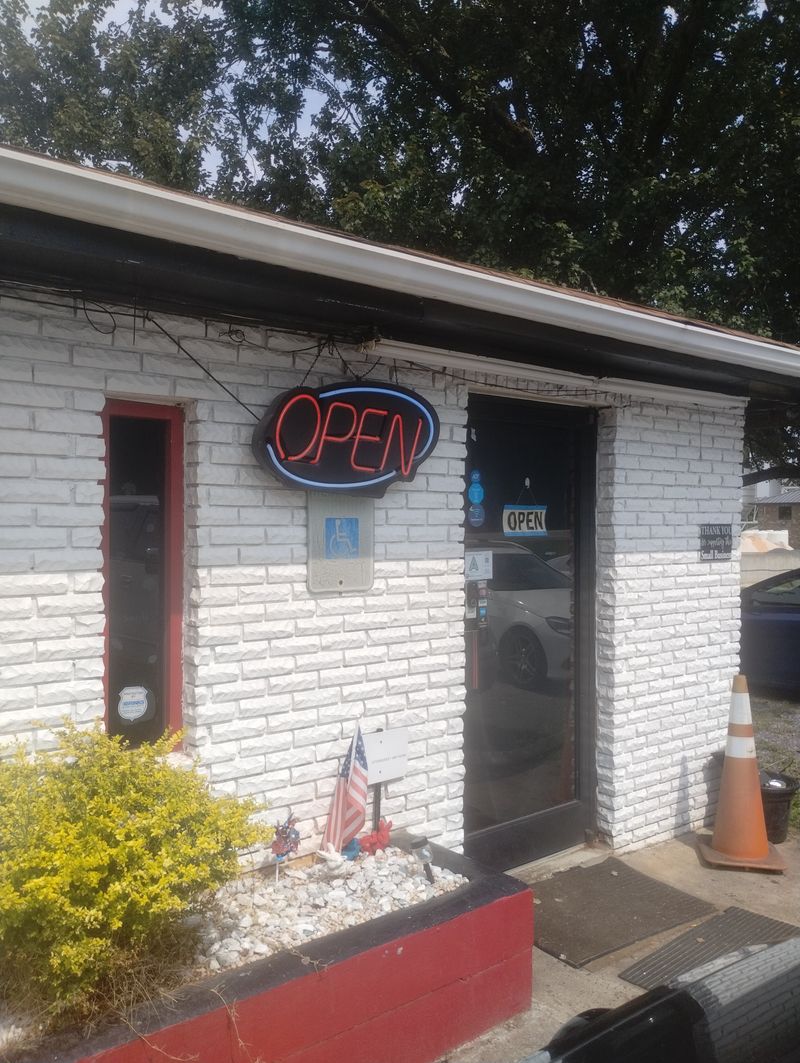 Dixie Diner - Bowling Green, South Carolina