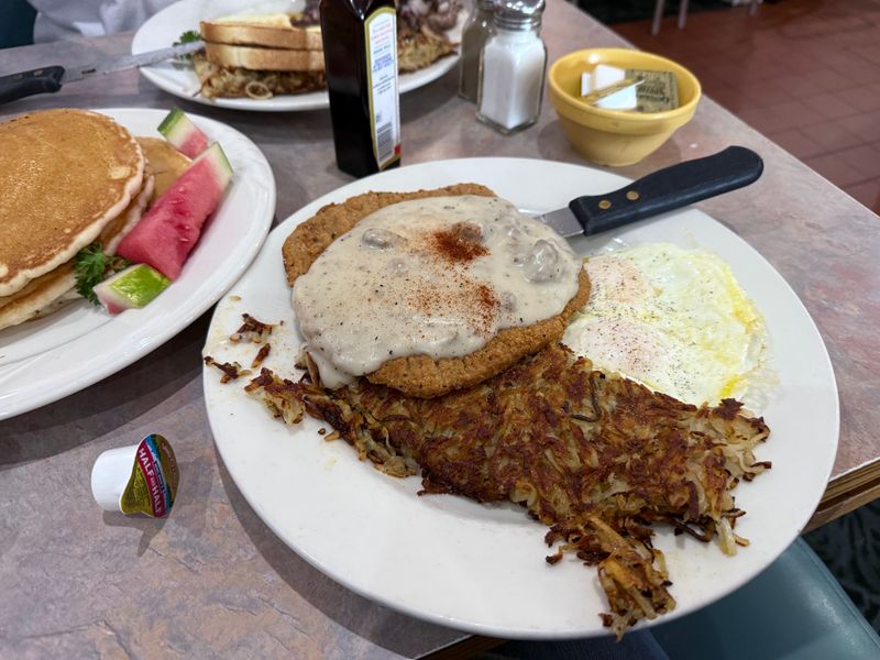 I Drove Across America to Taste 19 Pancake Stacks, and 5 Were Worth the Extra Syrup 17 Peg's Glorified Ham n Eggs - Reno, Nevada