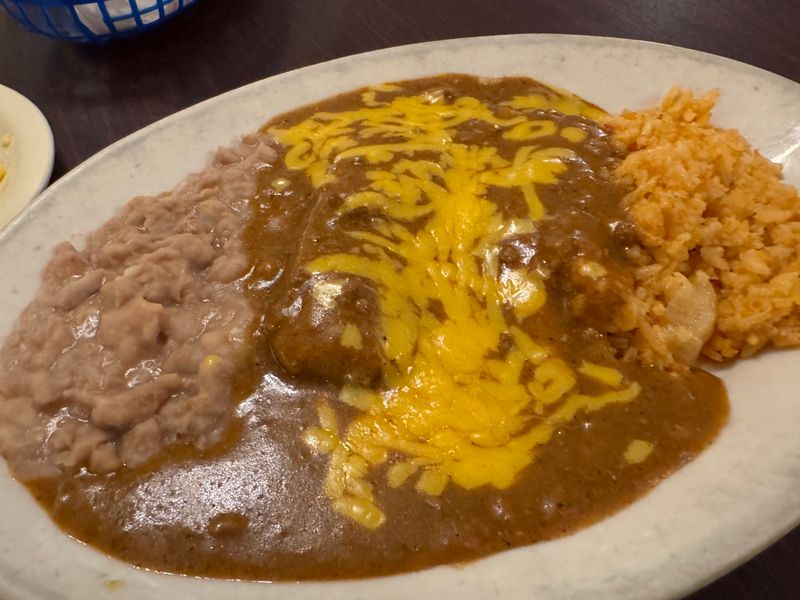 This Texas Family-Run Tamale House Serves Hand-Rolled Tamales Locals Have Loved Since The Early ’70s 7 Chile Con Carne, The Soulful Sauce