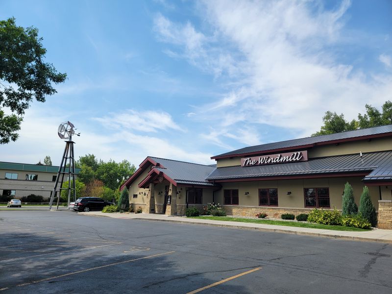 The Windmill & Bar 51 - Billings, Montana