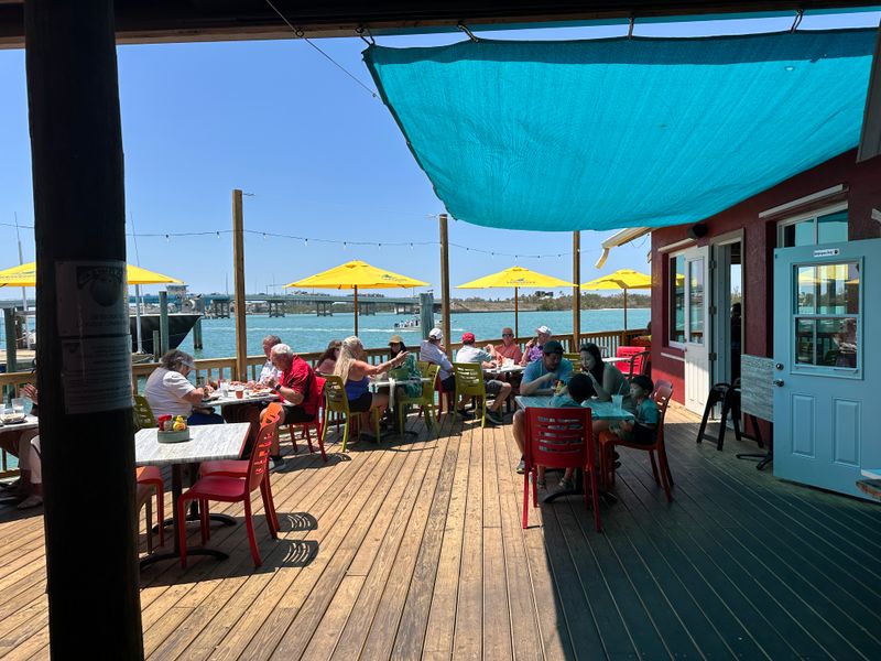 13 Florida Mom-and-Pop Spots Serving Seafood Baskets That Feel Like Summer All Year 7 The Old Salty Dog - Sarasota, Florida