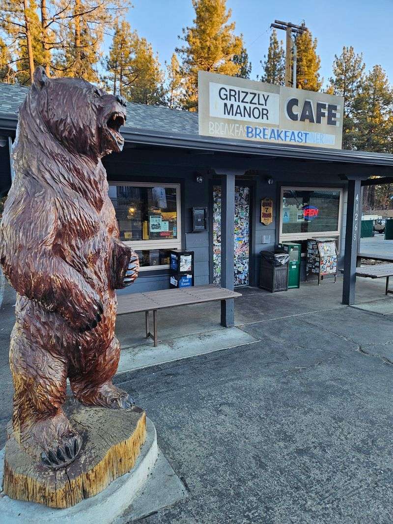 Grizzly Manor Cafe - Big Bear Lake, California