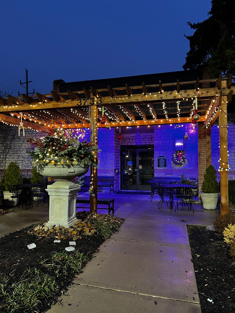 This Kansas City Italian Restaurant Serves Old-School Red Sauce Plates Locals Say Never Change 31 A Building That Breathes Welcome