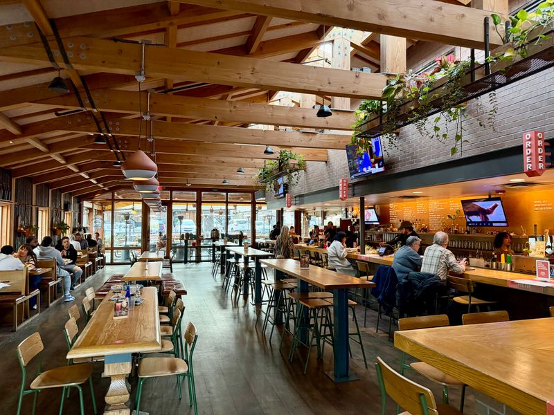 Loro Asian Smokehouse & Bar - Austin, Texas