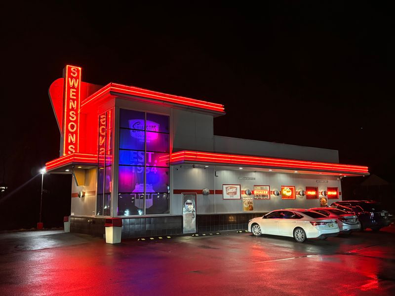 Swensons Drive-In - Akron, Ohio