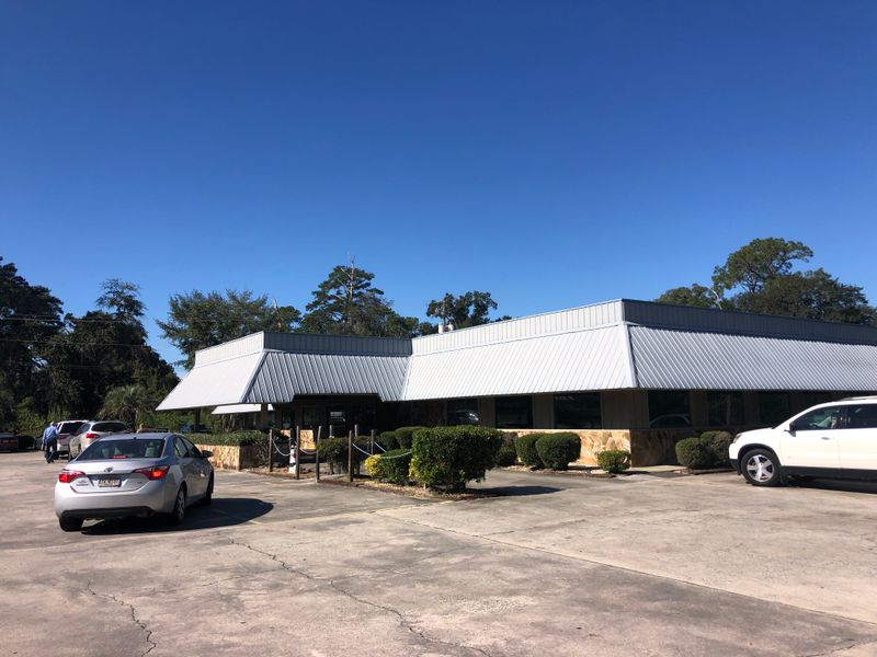 8 Georgia Fish Fry Houses That Turn Friday Nights Into A Southern Tradition 8 The Fish House - Waycross, Georgia