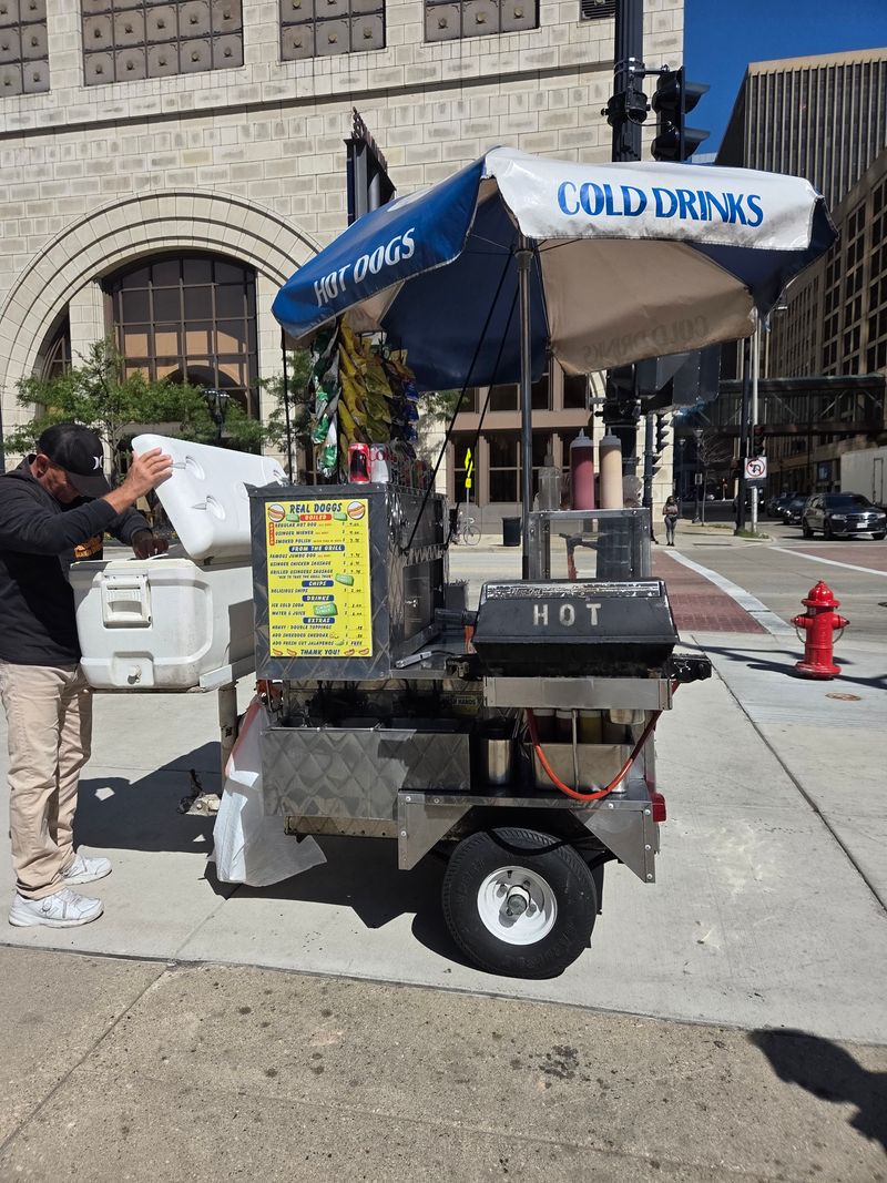 Real Dogs - Milwaukee, Wisconsin