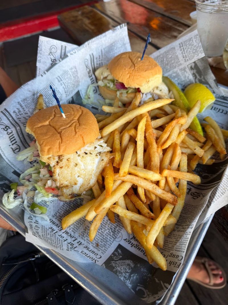 14 Florida Fish Fry Joints Where The Mahi Sandwich Disappears Fast At Lunch 10 Hogfish Bar & Grill - Stock Island, Florida