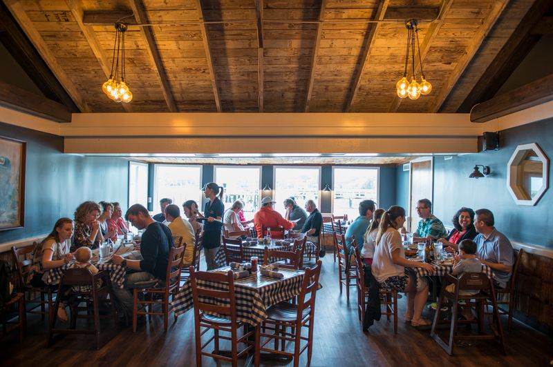 Hudson’s Seafood House On The Docks – Hilton Head Island, SC