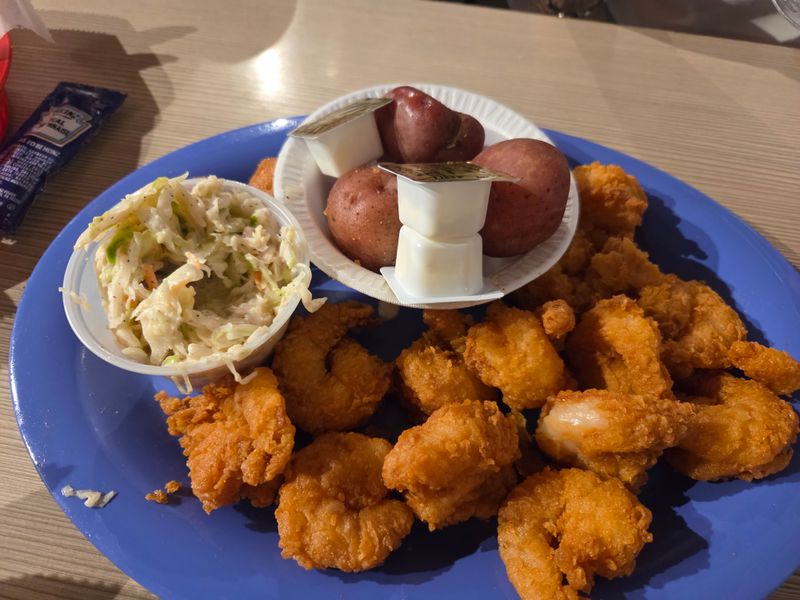 These Alabama Shrimp Baskets Taste Like Gulf Coast Memories 6 Classic Fried Shrimp Basket