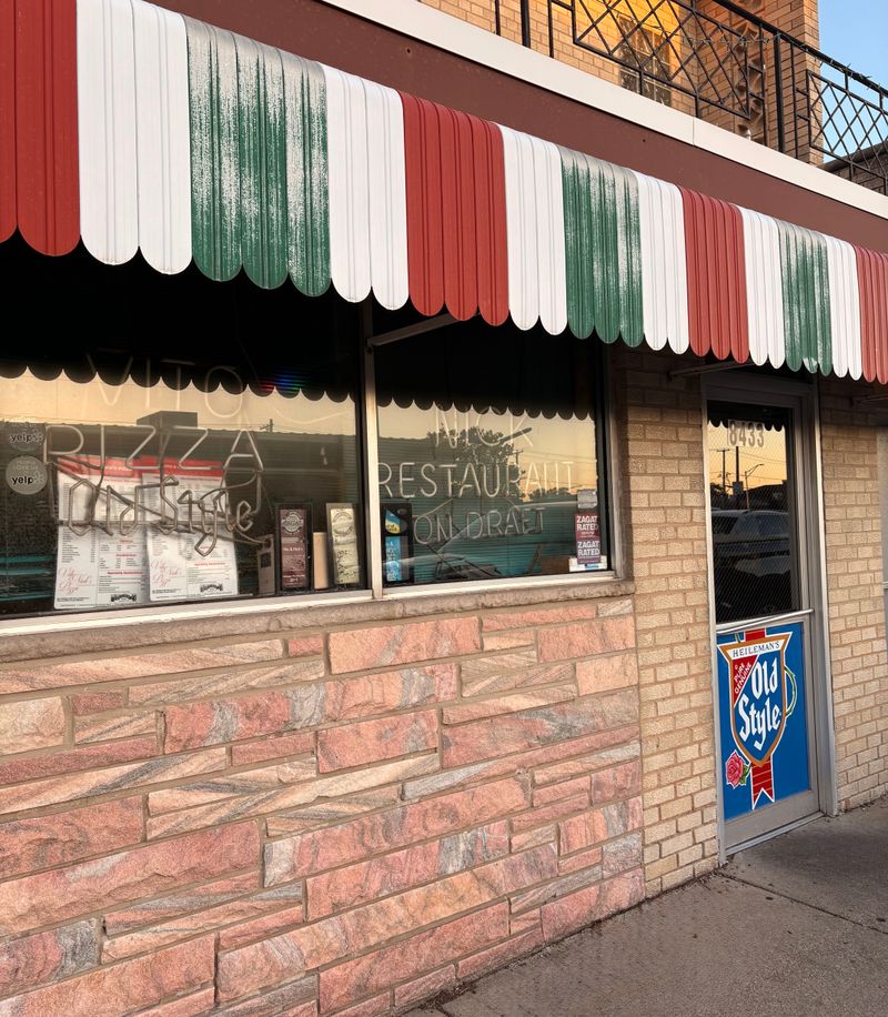 This Chicago Pizza Spot Serves Thin Crust Pizza Locals Say Is The Real Deal 6 The Doorway Where Legends Begin