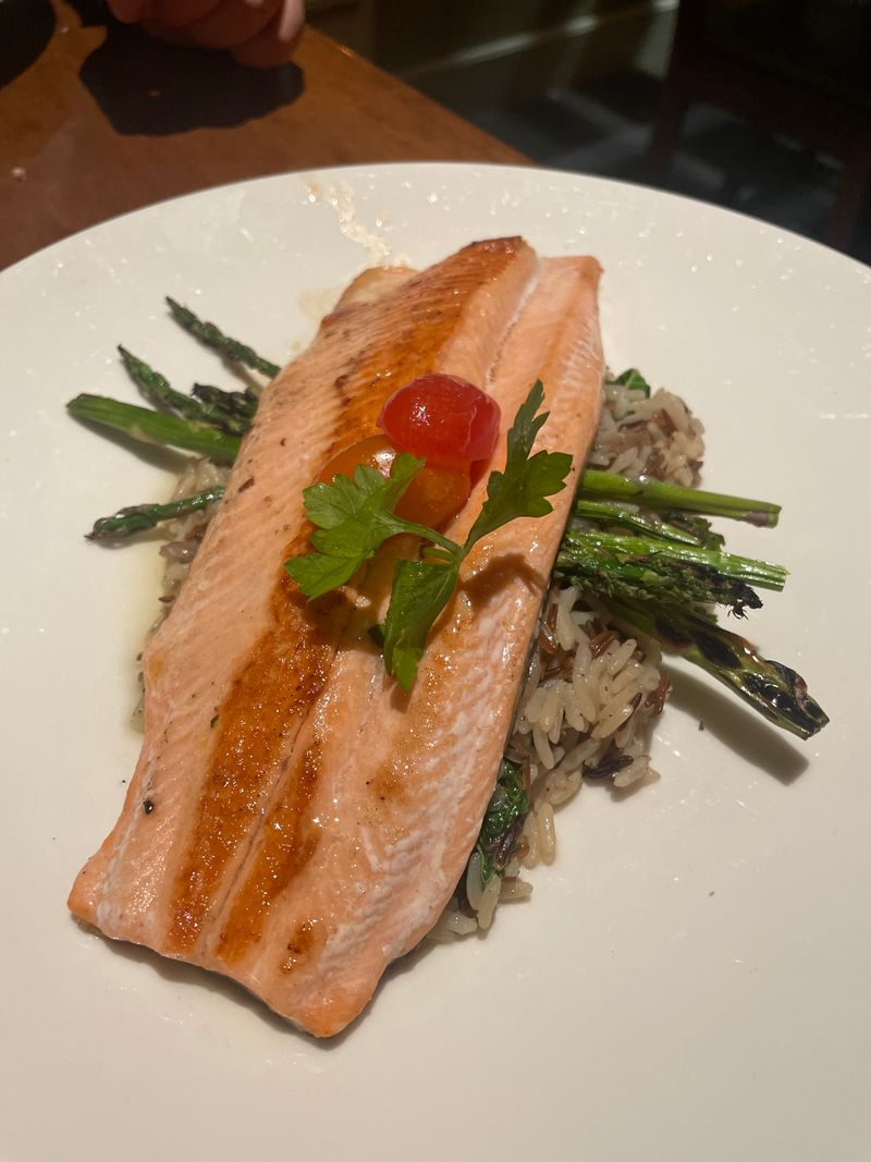 This Colorado Seafood Grill Serves Trout So Fresh Locals Say The River Is On The Plate 6 Rocky Mountain Rainbow Trout Plate