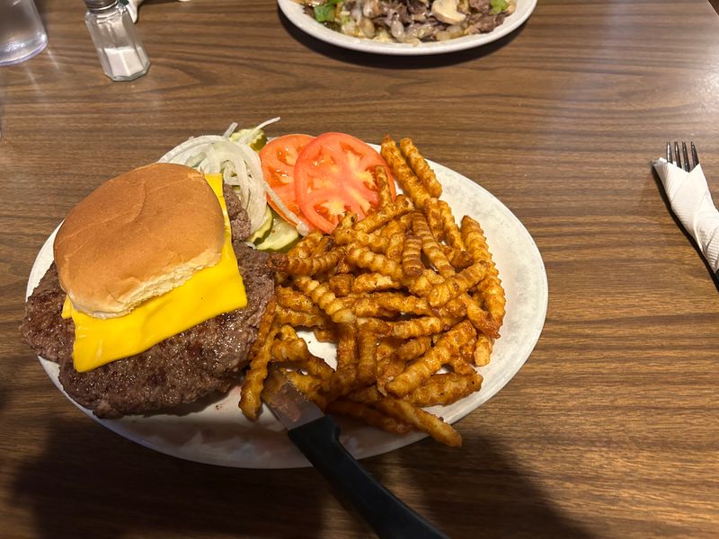 The Legendary Gunderburger Experience